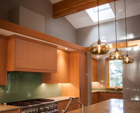 SaltSpring E4 Backsplash Angle